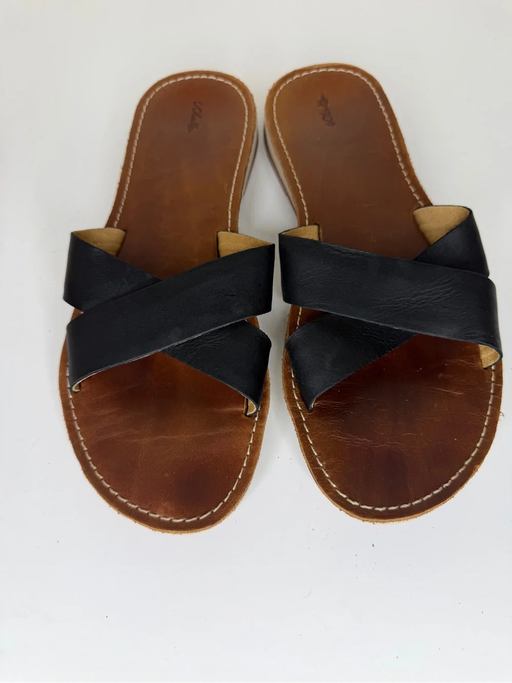 OluKai Ke'A Black Leather Crisscross Slide Sandals Women's Size 38 US 8 Comfort